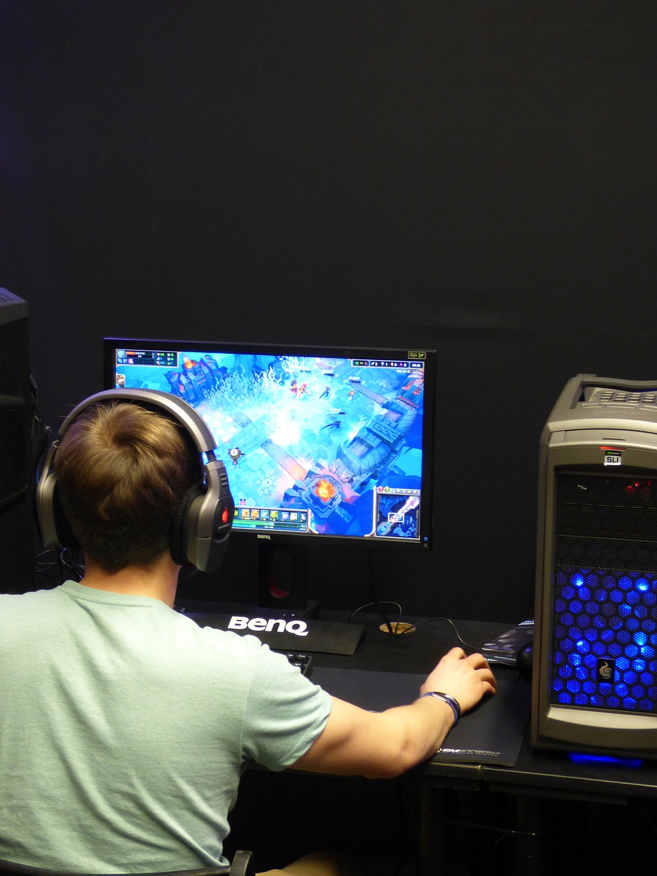 От нуба до про: Как покорить киберспортивный Олимп в Dota 2