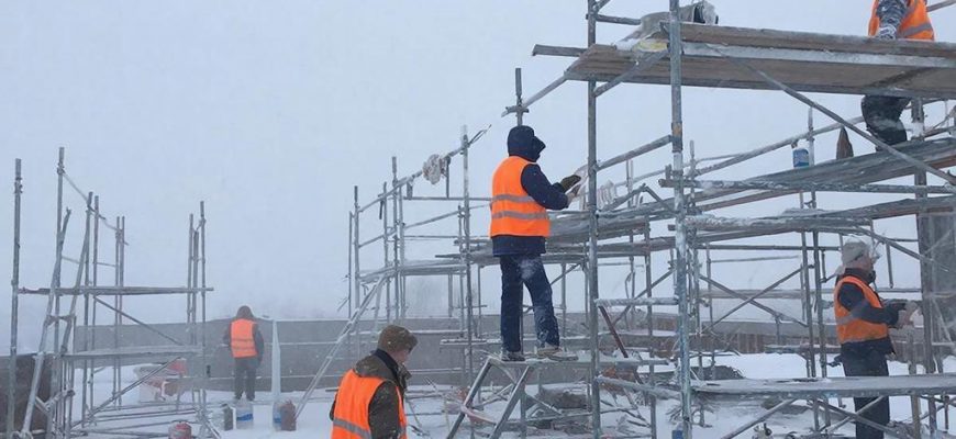 Особенности зимней покраски строительных конструкций